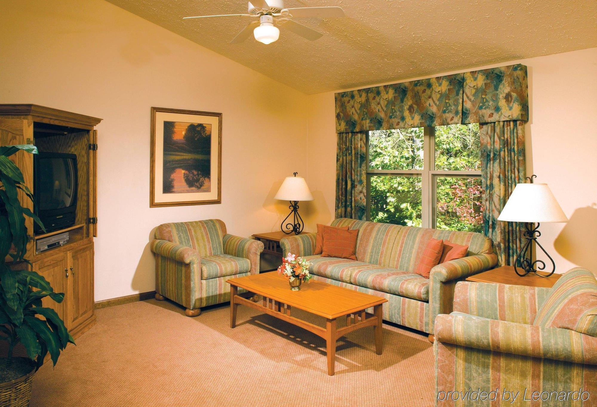 Club Wyndham Resort At Fairfield Sapphire Valley Номер фото